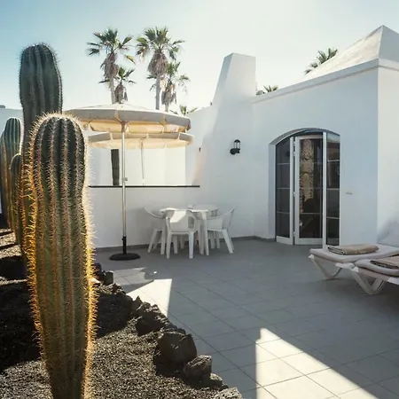 Nautilus Lanzarote Apartahotel 4*