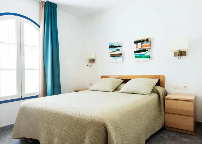Nautilus Lanzarote Aparthotel 4*